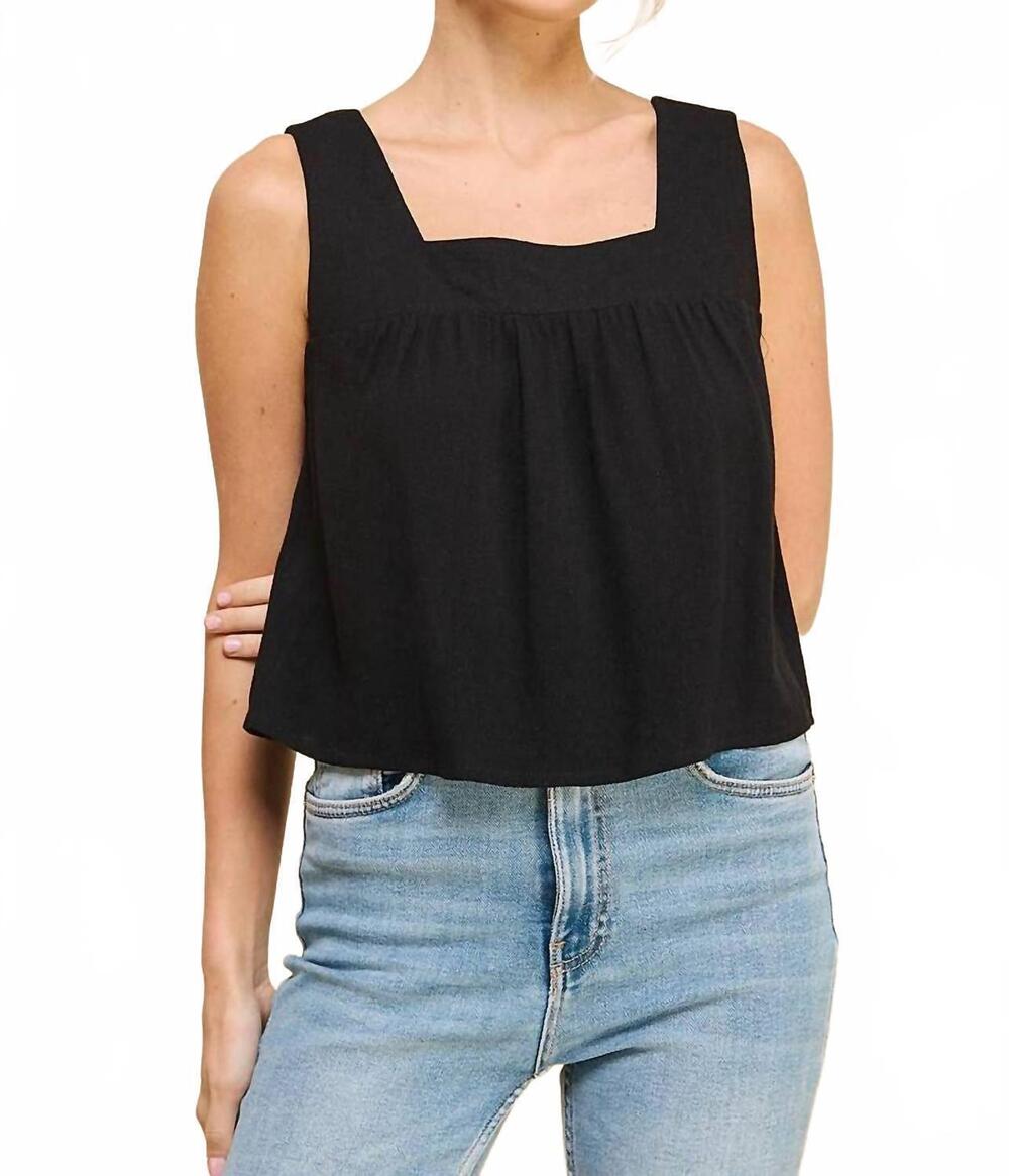 NEW ALLIE ROSE kenzie square neckline gathered tank top in black